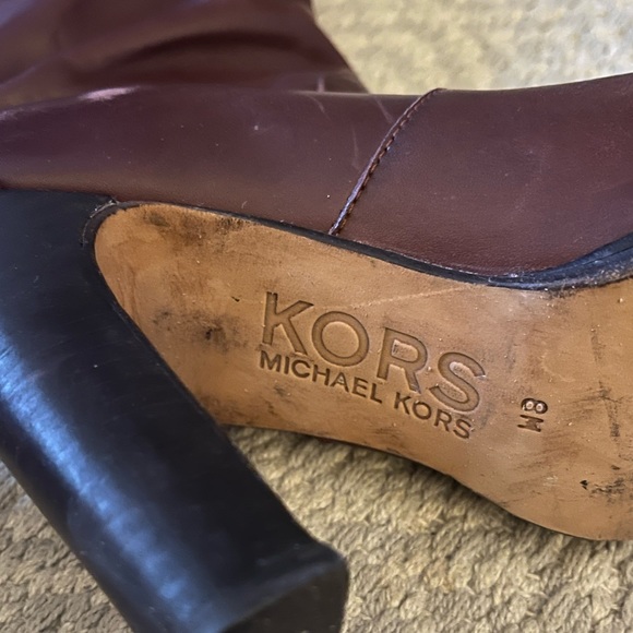 Michael Kors boots - Picture 2 of 4